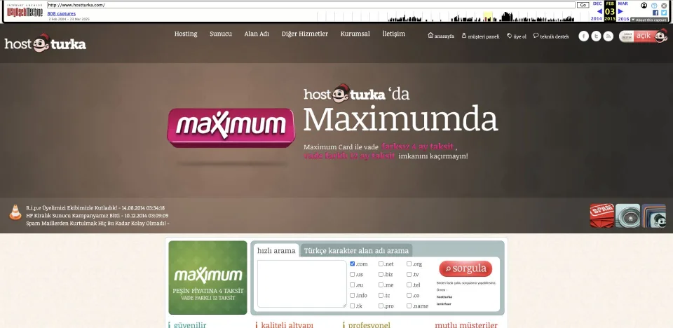 2015 HostTurka ana sayfası: beyaz maskotlu logo, geniş tanıtım alanı ve domain formu